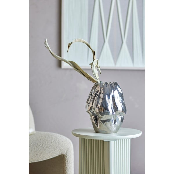 Vaza iz kamenine v srebrni barvi (višina 29 cm) Bobby – Bloomingville-image-1