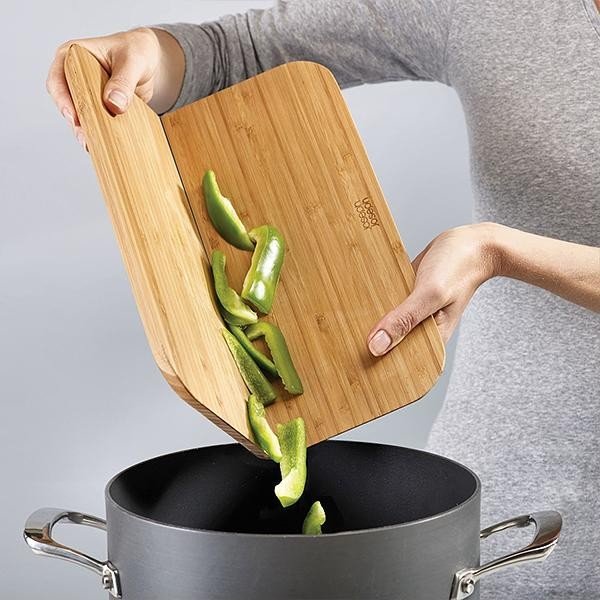 Bambusova zložljiva deska za sekljanje Joseph Joseph Chop2Pot, dolžina 32,5 cm-image-4