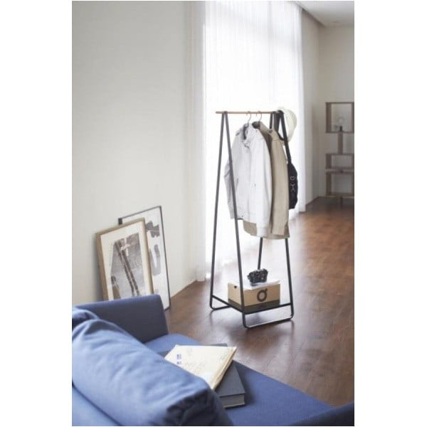 Črno kovinsko stojalo za oblačila Tower – YAMAZAKI-image-1