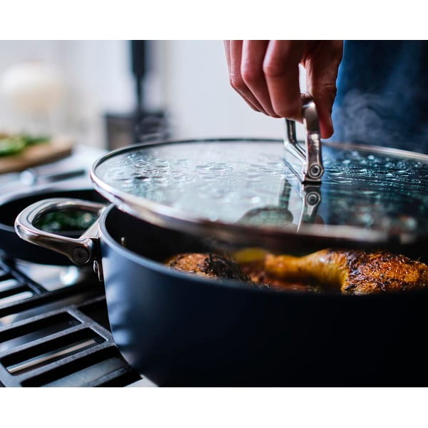 Lonec s pokrovko/s keramično prevleko za indukcijsko ploščo Space – Joseph Joseph-image-3