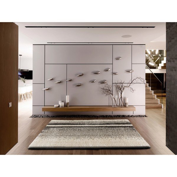 Bež preproga 135x190 cm Noruega – Universal-image-1