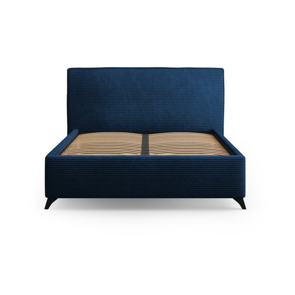Temno modra oblazinjena zakonska postelja s prostorom za shranjevanje in letvenim dnom 160x200 cm Malou – Milo Casa-image-2