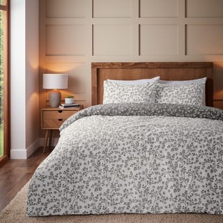 Siva flanelna posteljnina za zakonsko posteljo 200x200 cm Grace Floral Leaf – Catherine Lansfield