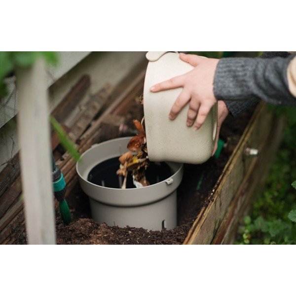 Sivorjav kompostnik – Plastia-image-4