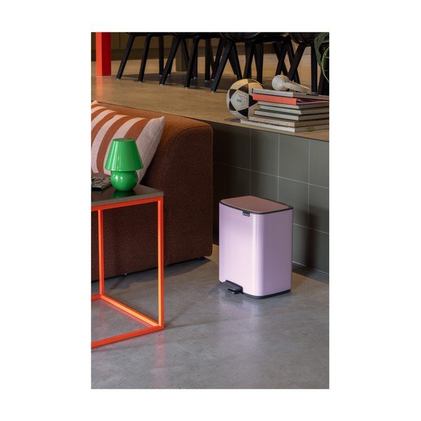 Rožnat jeklen koš za smeti s pedalom 12 l Bo – Brabantia-image-1
