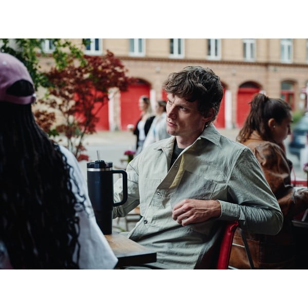 Črna termovka s slamico iz nerjavečega jekla 1,18 l Quencher H2.0 FlowState Tumbler Black – Stanley-image-1