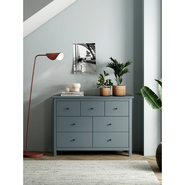 Prašno zelena komoda iz masivnega bora 110x80x40 cm Misti – Marckeric-image-1