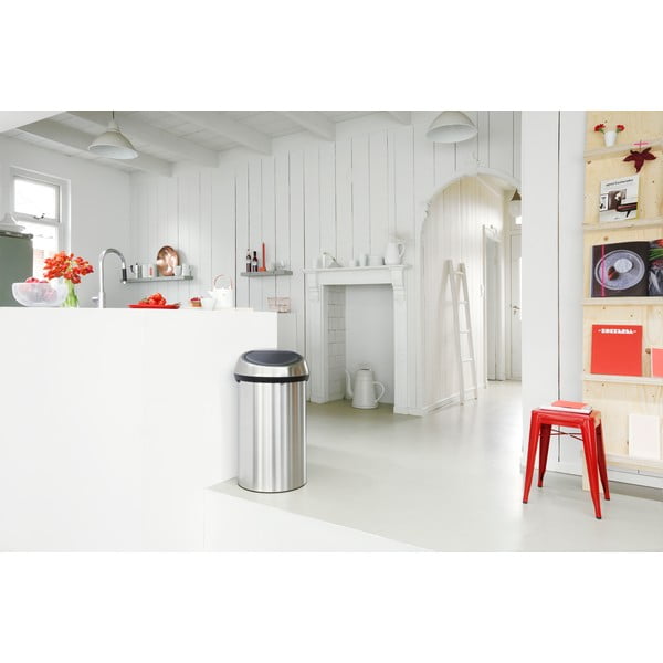 Jeklen koš za smeti na dotik v mat srebrni barvi 60 l Touch Bin – Brabantia-image-1