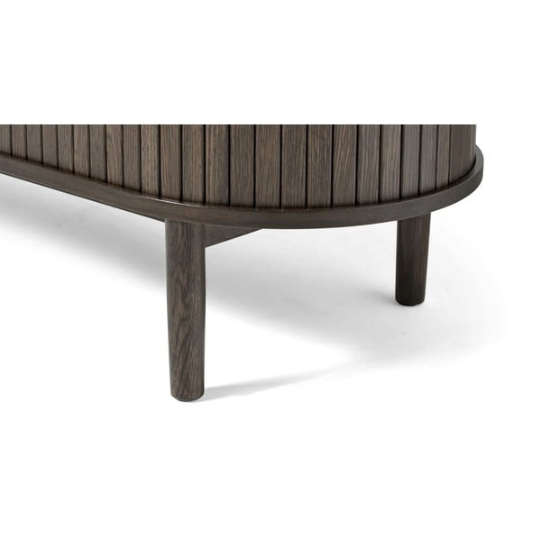 Rjava komoda v hrastovem dekorju z drsnimi vrati 140x76x45 cm Meta – Unique Furniture-image-4