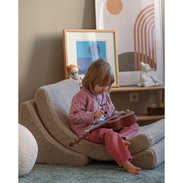 Svetlo rjav otroški fotelj iz tkanine bouclé Moon – Wigiwama-image-3