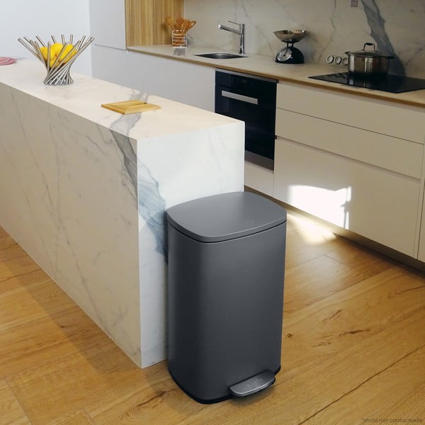 Temno siv jeklen koš za smeti s pedalom 50 l Akira – Spirella-image-1