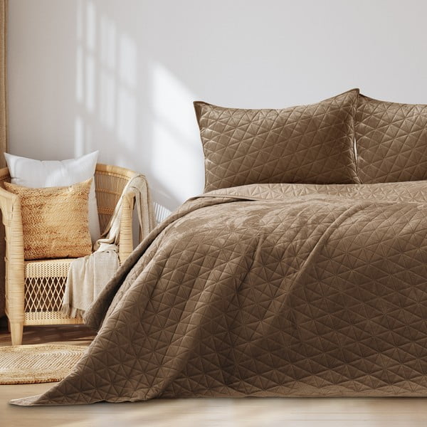 Svetlo rjavo prešito pregrinjalo 240x260 cm Laila – Restilo-image-1