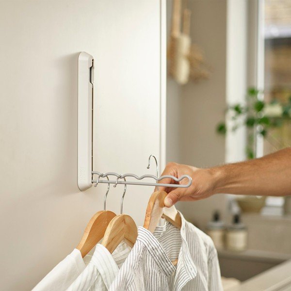 Kovinsko/plastično držalo za obešalnike Orderly – Joseph Joseph-image-1