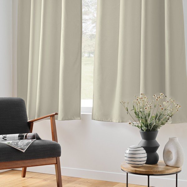 Bež izolacijska/za delno zatemnitev zavesa iz mikrovlaken 135x180 cm Micropolar – douceur d'intérieur-image-1