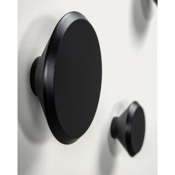 Črni leseni stenski obešalniki v kompletu 3 ks Nadua – Kave Home-image-4