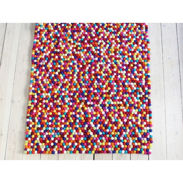 Temno rdeča preproga iz volnenega filca Wooldot Ball Rugs, 100 x 150 cm-image-1