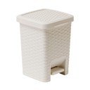 krem kopalniški koš s pedalom Addis Rattan Pedal Bin Calico, 6 l