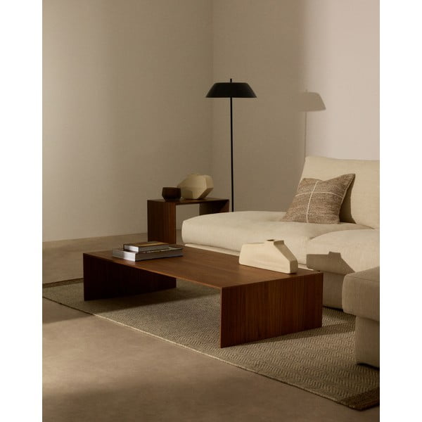 Črna stoječa svetilka s kovinskim senčilom (višina 153 cm) Sayra – Kave Home-image-1