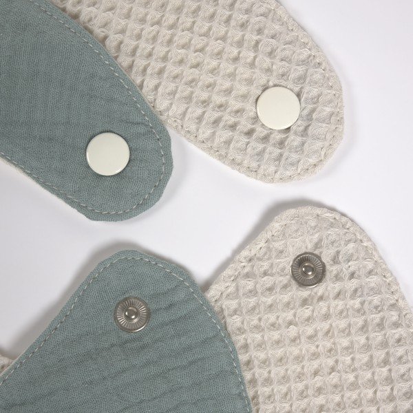 Komplet 2 slinčkov z žepkom iz organskega bombaža Kave Home Lupe-image-1