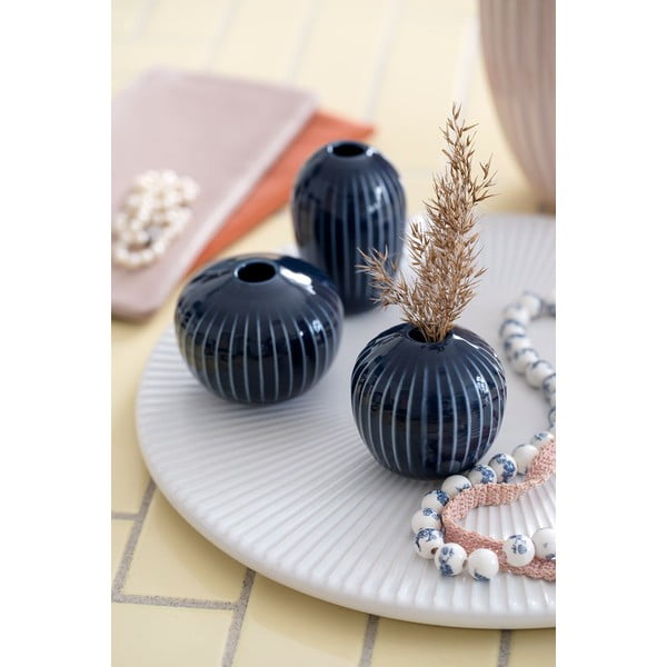 Komplet 3 miniaturnih temno modrih vaz Kähler Design Hammershoi Miniature-image-1