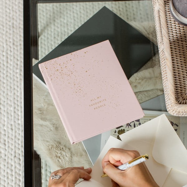 Imenik s 104 stranmi - Busy B-image-1