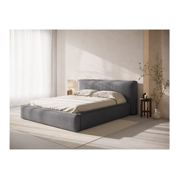 Temno siva oblazinjena zakonska postelja s prostorom za shranjevanje z letvenim dnom 140x200 cm Simon Olivia – Micadoni -image-1