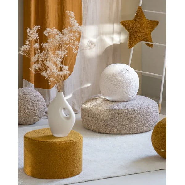 Kremno bela otroška sedežna blazina bouclé Ball – Wigiwama-image-3