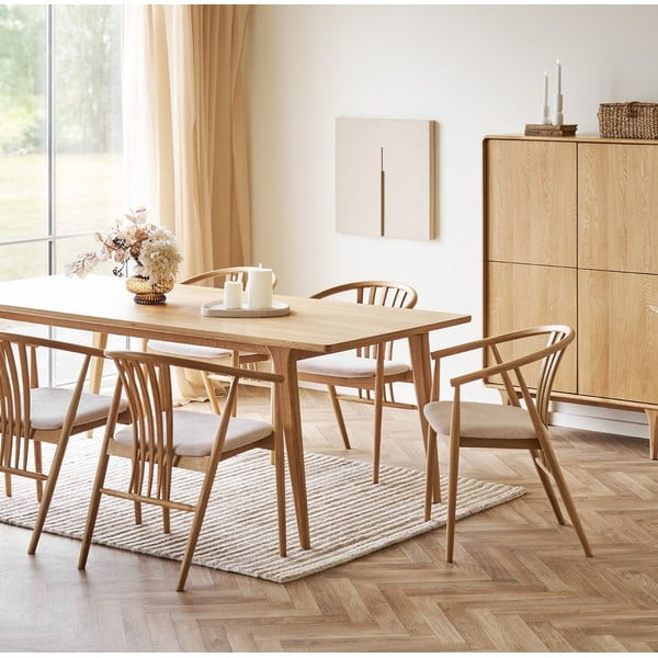 Jedilni stol z nasloni za roke iz masivnega hrasta v naravni barvi Agustin – House Nordic-image-2