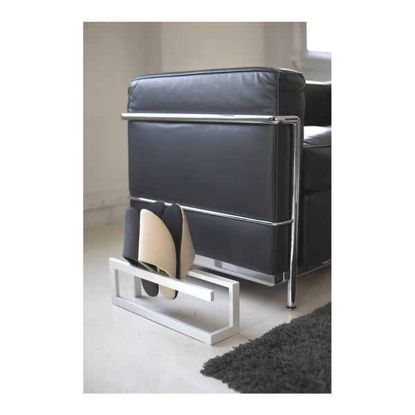 Belo kovinsko stojalo za copate Line – YAMAZAKI-image-2