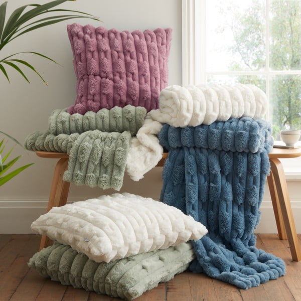 Rožnata odeja iz mikropliša 150x200 cm Carved Fur – Bianca-image-4