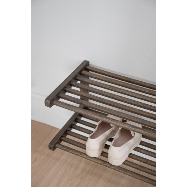 Temno rjavo stensko stojalo za čevlje iz hrastovega lesa Inverness - Rowico-image-4