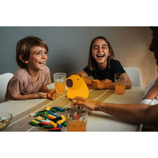 Svetlo rumena otroška lučka Capybara – Fischer & Honsel-image-4