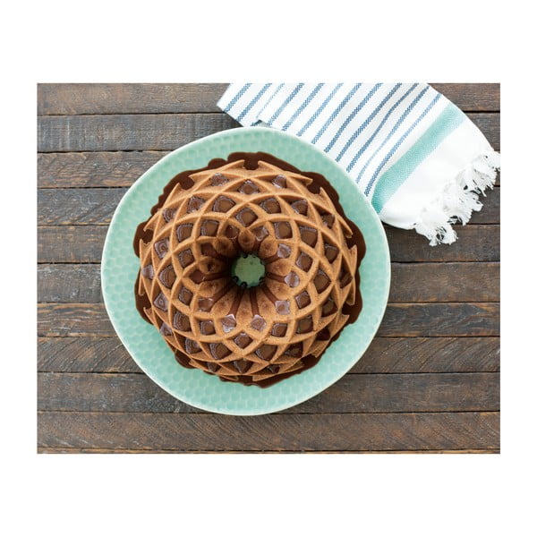 Model za kolač v zlati barvi Nordic Ware Jubilee, 2,4 l-image-4