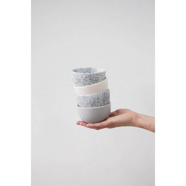 Široka črno-bela skodelica ÅOOMI Mess, 200 ml-image-3