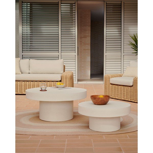 Betonska okrogla vrtna mizica ø 90 cm Aiguablava – Kave Home-image-1