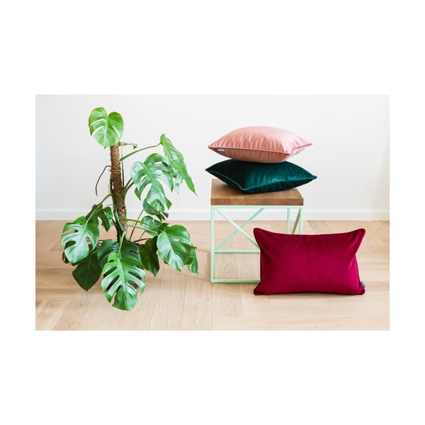 Rdeča prevleka za okrasno blazino WeLoveBeds Mystic Burgundy, 40 x 60 cm-image-2