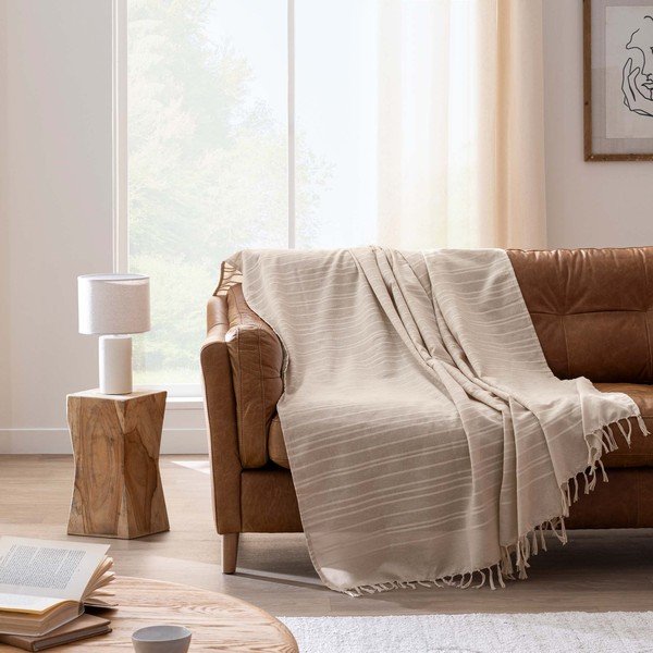 Bež bombažno pregrinjalo 125x150 cm Lilia – douceur d'intérieur-image-1