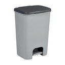 Siv plastičen koš za smeti s pedalom 40 l Essentials – Curver