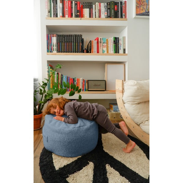 Siv otroški tabure iz tkanine bouclé Blue – Really Nice Things-image-2