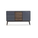 Antracitno siva/temno rjava nizka komoda iz masivnega bora 140x80 cm Nussa – Marckeric