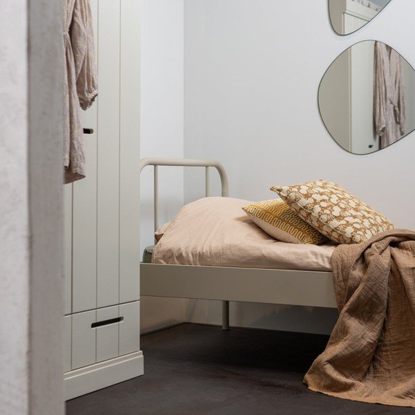 Bež kovinska postelja z letvenim dnom 90x200 cm Mata – WOOOD-image-1