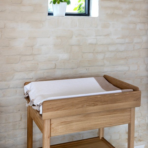 Previjalna miza iz masivnega hrasta s previjalnim pultom v naravni barvi Forrest – Vipack-image-4