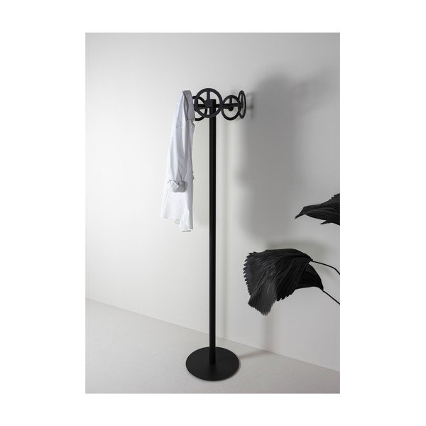 Črn kovinski obešalnik Circle – Spinder Design-image-2