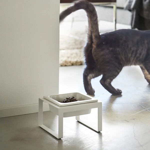 Keramična posoda s podstavkom za hišne ljubljenčke Tower - YAMAZAKI-image-2