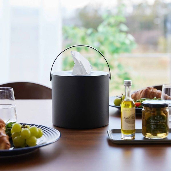 Kovinska škatla za robčke Tower – YAMAZAKI-image-1