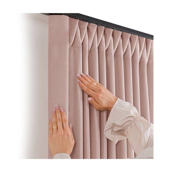 Svetlo rožnata žametna zavesa za delno zatemnitev 530x175 cm Velto – Filumi-image-2
