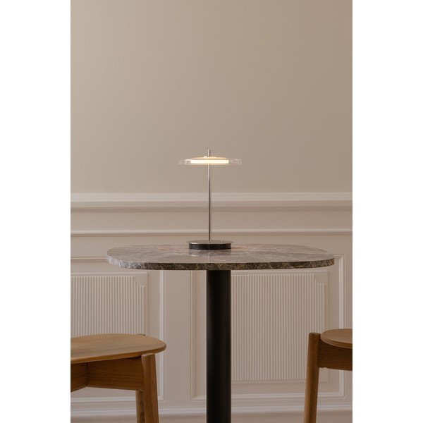 Jeklena LED namizna svetilka z USB priključkom v srebrni barvi s steklenim senčilom (višina 31 cm) Asteria Move – UMAGE-image-1