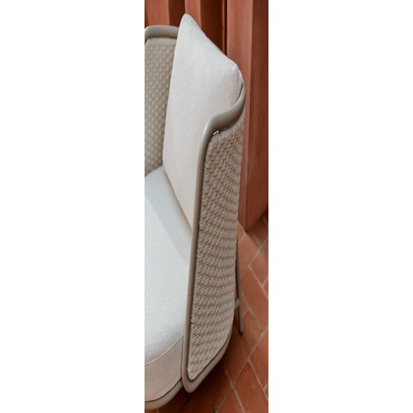 Kremno bel/sivorjav oblazinjen vrtni fotelj Sedalis – Kave Home-image-3