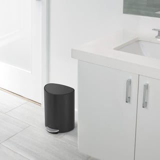 Mat črn kovinski koš za smeti s pedalom 6 l – simplehuman