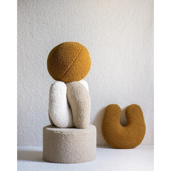 Svetlo rjava otroška blazina bouclé U – Wigiwama-image-3